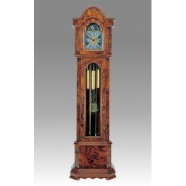 539/2 Grandfather clock in briar with walnut’s mosaic.